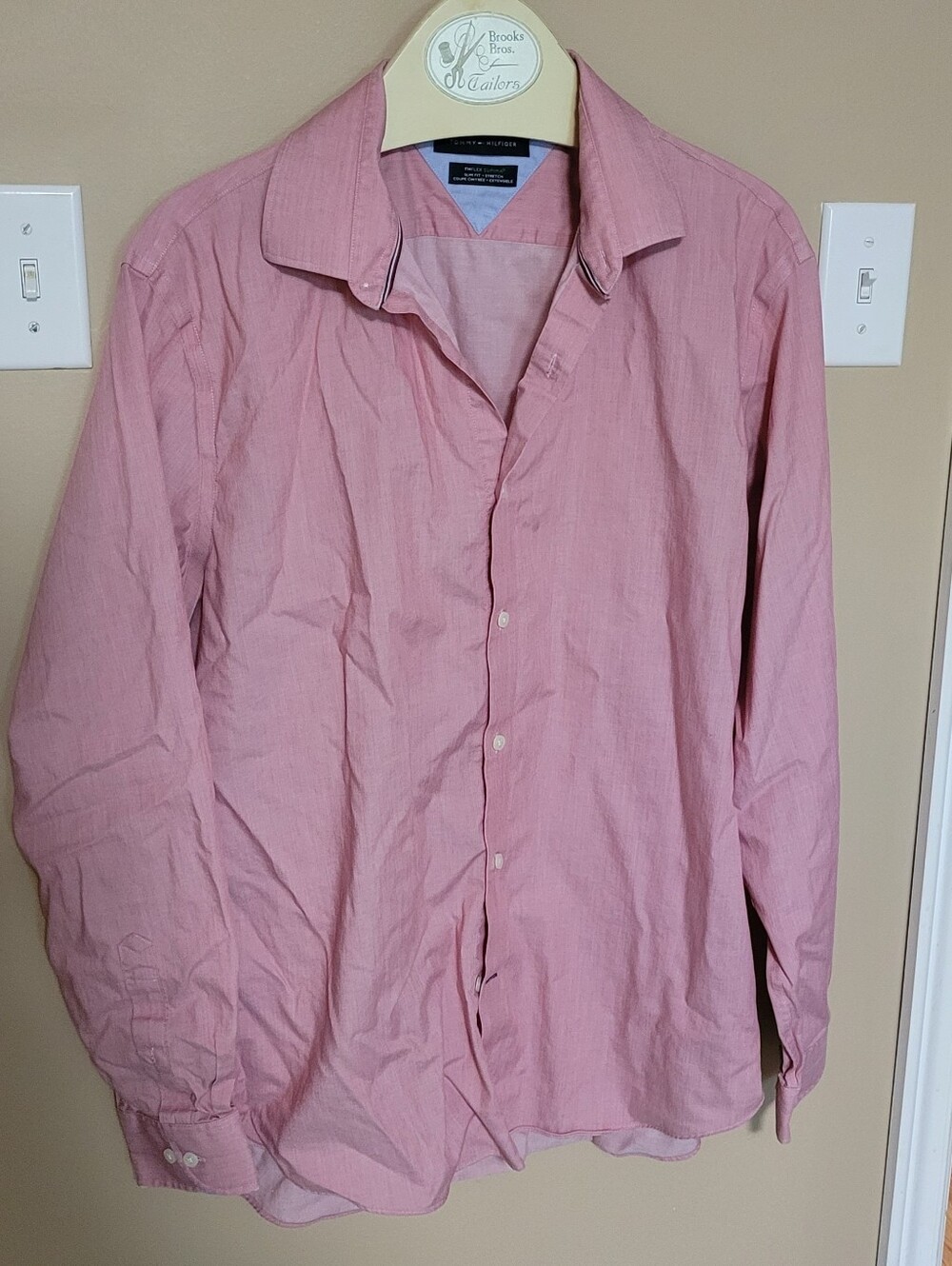 💚10 for $10💚 Bundle and save Tommy Hilfiger Pink Button-Down Shirt